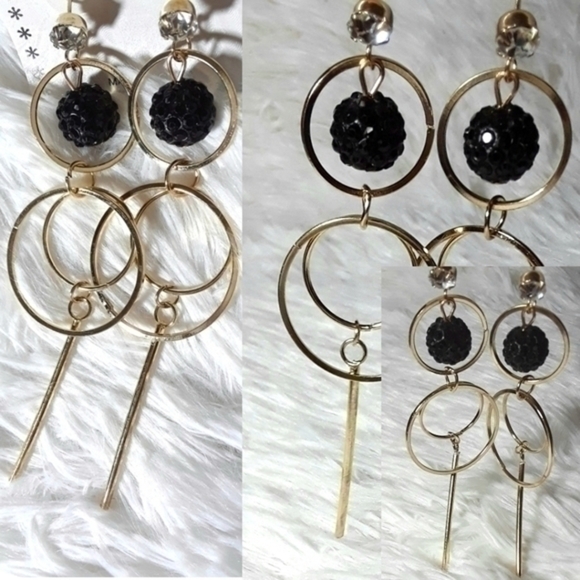 Gold Tone Rings & Bling Drop Dangle Earri… - Picture 3 of 3